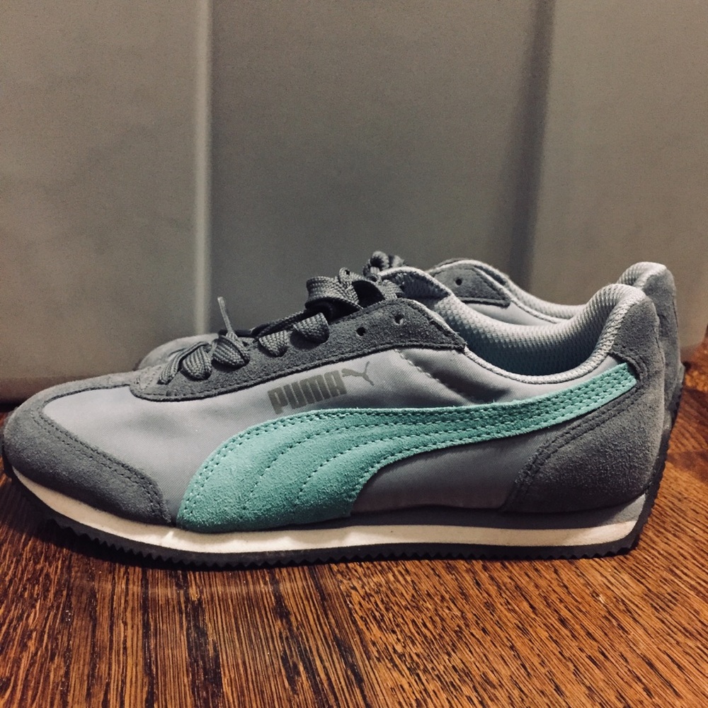 PUMA Casual Sneakers